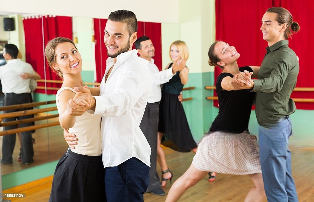 Tango en milieu scolaire & structure – Lyon